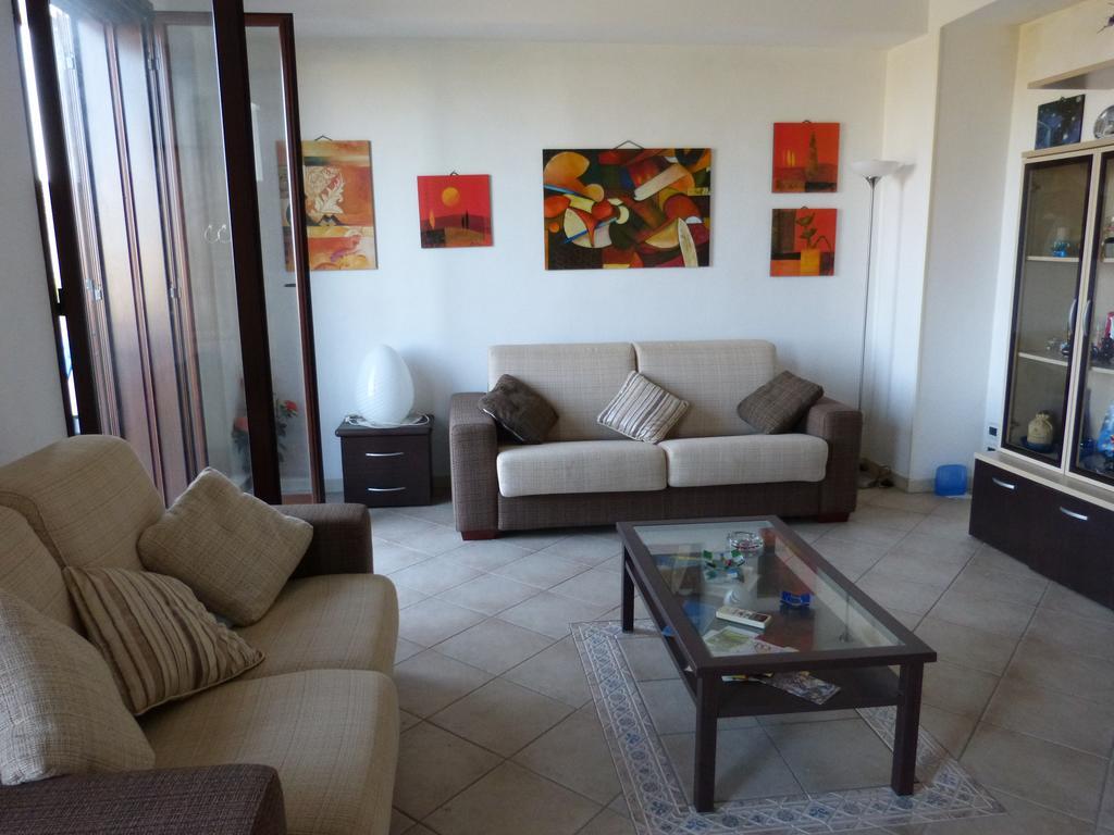 Guest House Mary Marzamemi Buitenkant foto